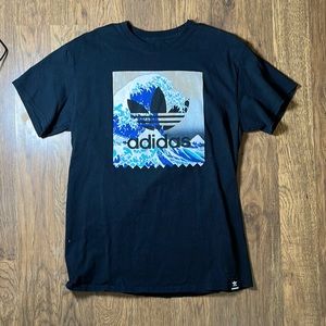Medium Adidas t shirt
